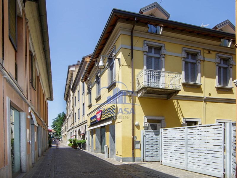 Quadrilocale in Vendita a Monza, 335'000€, 92 m²