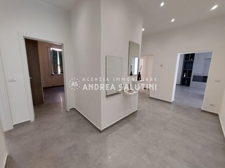 Appartamento in Vendita a Pontedera, 250'000€, 160 m², arredato