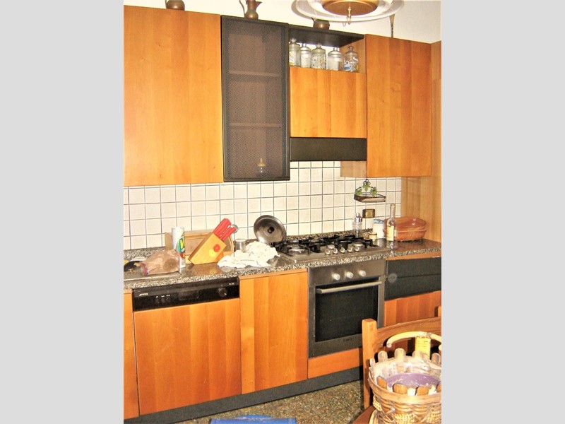 Casa Indipendente in Vendita a Capannori, zona Tofori, 130'000€, 140 m²