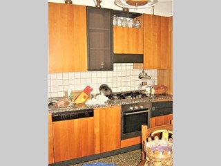 Casa Indipendente in Vendita a Capannori, zona Tofori, 130'000€, 140 m²