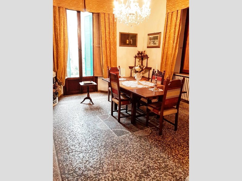 Villa in Vendita a Cerreto Guidi, 1'200'000€, 600 m²