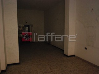 Immobile commerciale in Vendita a Pontedera, 38'000€, 40 m²