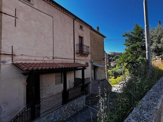 Casa Indipendente in Vendita a Dipignano, 30'000€, 80 m², arredato