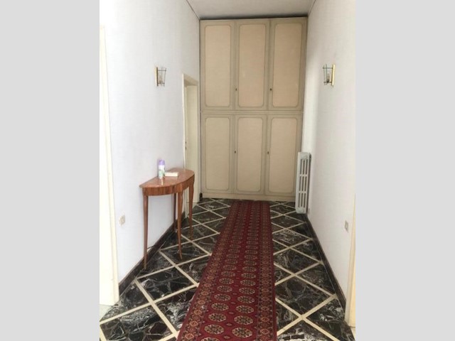 Casa Indipendente in Vendita a Fucecchio, 300'000€, 200 m², con Box
