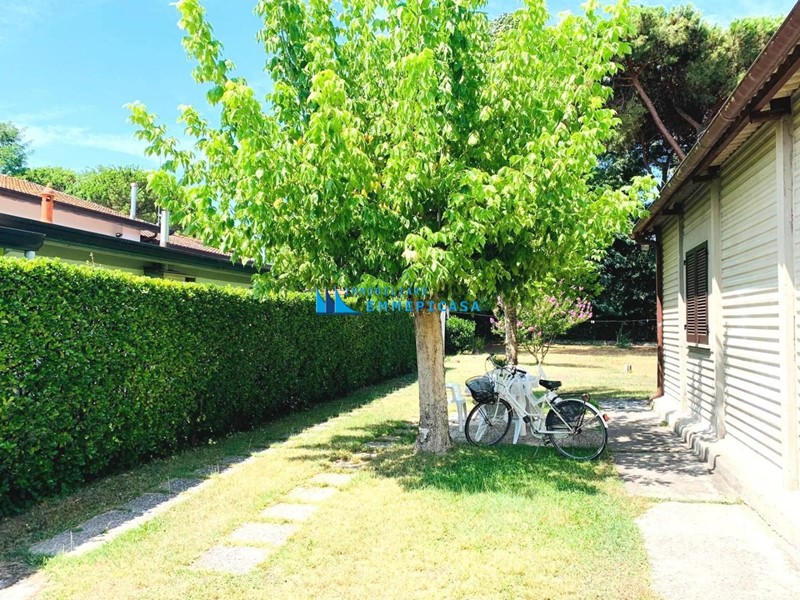Casa Indipendente in Vendita a Massa, zona Poveromo, 230'000€, 80 m², arredato
