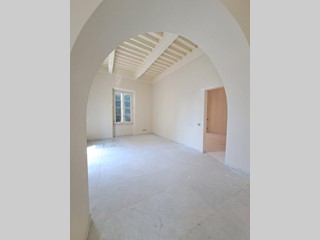 Appartamento in Vendita a Pisa, 790'000€, 210 m²
