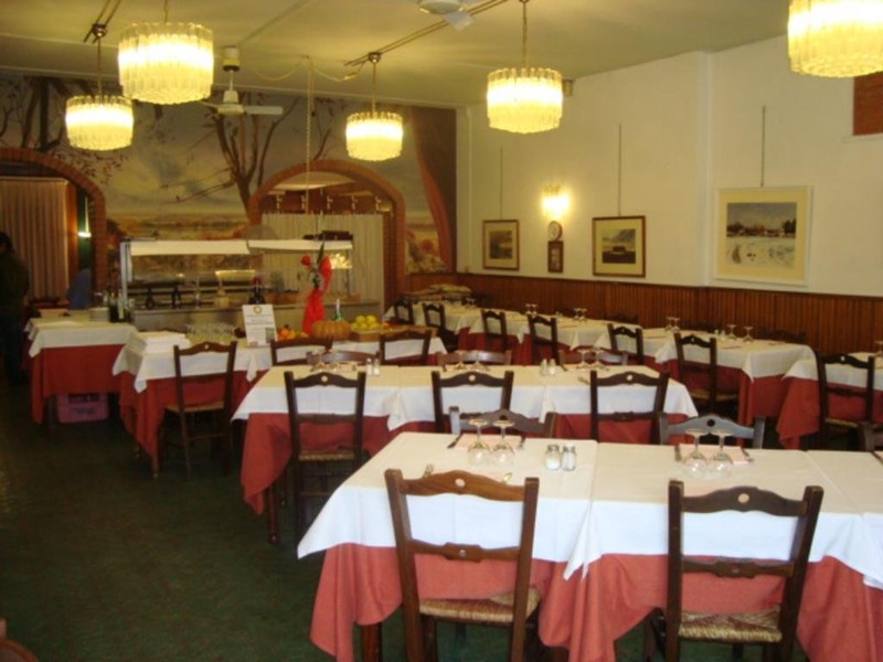 Immobile commerciale in Vendita a Monsummano Terme, 280'000€, 360 m²