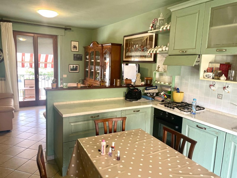 Casa Indipendente in Vendita a Asciano, 330'000€, 190 m²