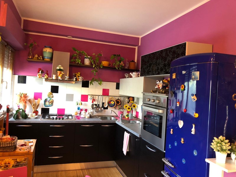 Quadrilocale in Vendita a Perugia, zona FERRO DI CAVALLO, 150'000€, 92 m²