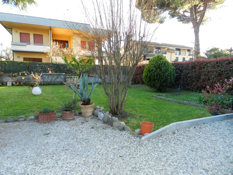 Casa Semi Indipendente in Vendita a Lucca, zona SS. Annunziata, 139'000€, 80 m²