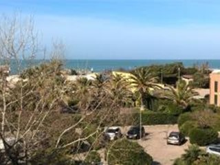 Bilocale in Vendita a Pisa, zona Tirrenia, 210'000€, 42 m²