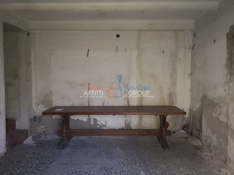 Immobile commerciale in Vendita a Massa, 59'000&euro;, 60 m²