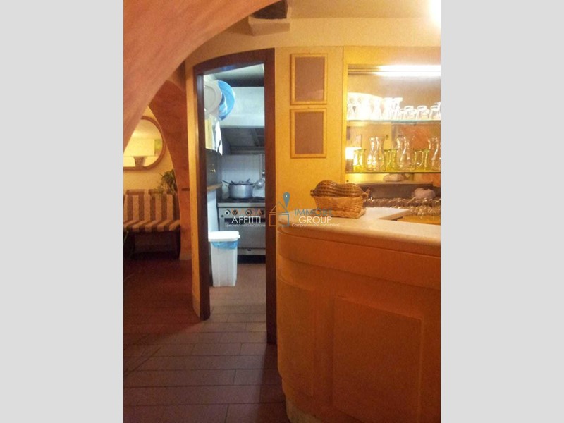 Box in Vendita a Carrara, 75'000€, 75 m², arredato