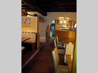 Box in Vendita a Carrara, 75'000€, 75 m², arredato