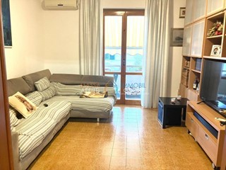 Quadrilocale in Vendita a Massa, 240'000€, 110 m²