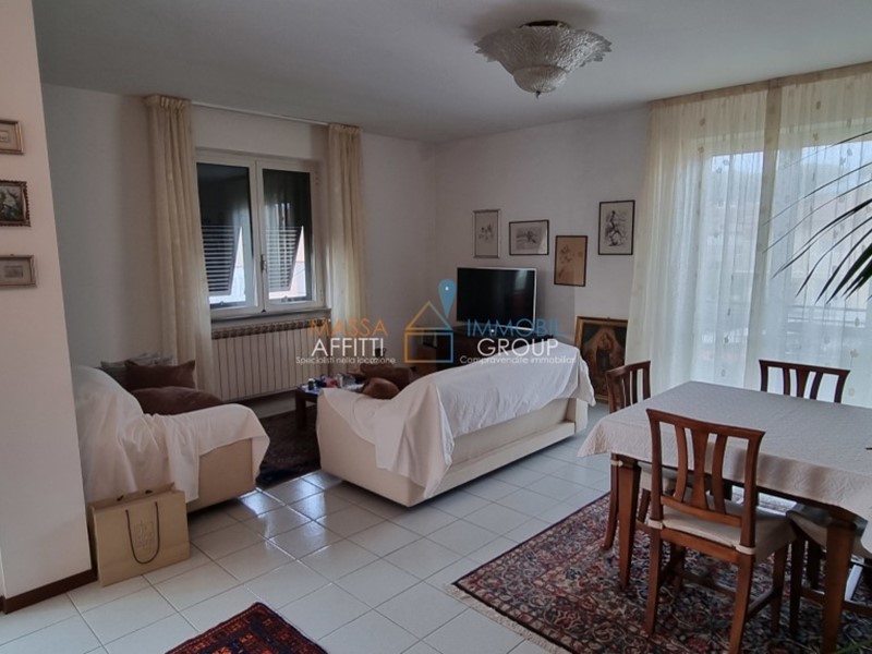 Appartamento in Vendita a Massa, 500'000€, 150 m²