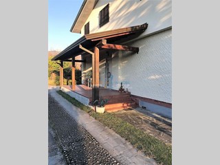 Quadrilocale in Vendita a Massa, 210'000€, 75 m²