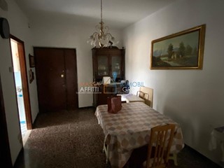 Appartamento in Vendita a Massa, 260'000€, 140 m²