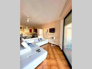 Trilocale in Vendita a Massa, zona Marina Di Massa, 280'000€, 70 m², arredato