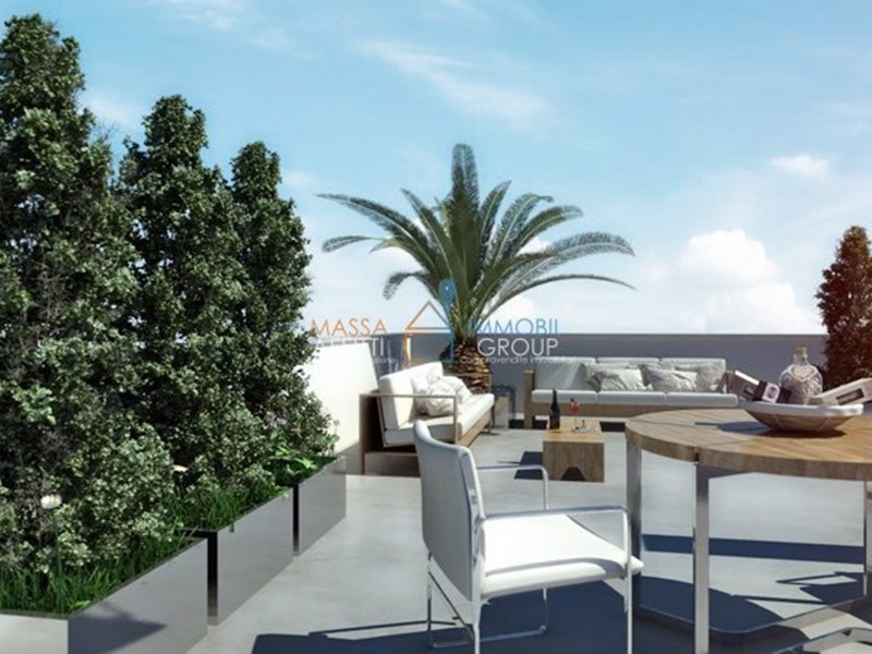 Appartamento in Vendita a Massa, 350 m², con Box