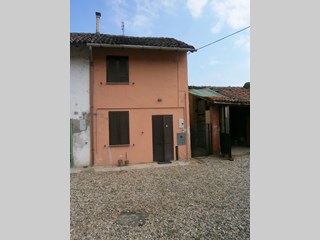 Casa Indipendente in Vendita a Zeme, zona centrale, 24'500€, 45 m², arredato