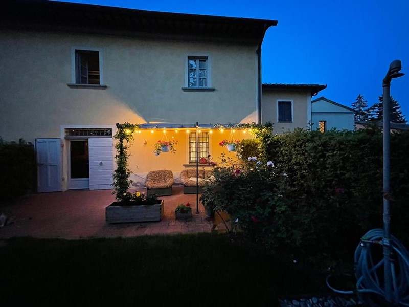 Casale in Vendita a Montespertoli, 350'000€, 130 m²