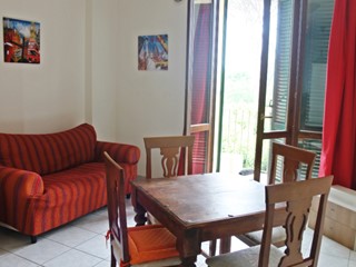 Bilocale in Vendita a Buti, zona Cascine, 67'000€, 45 m², arredato