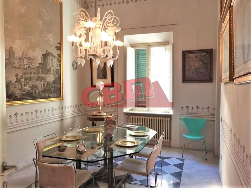 Appartamento in Vendita a Livorno, 228'000&euro;, 135 m², arredato