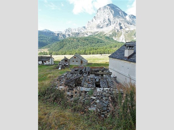 Casale in Vendita a Varzo, 48'000€, 35 m²