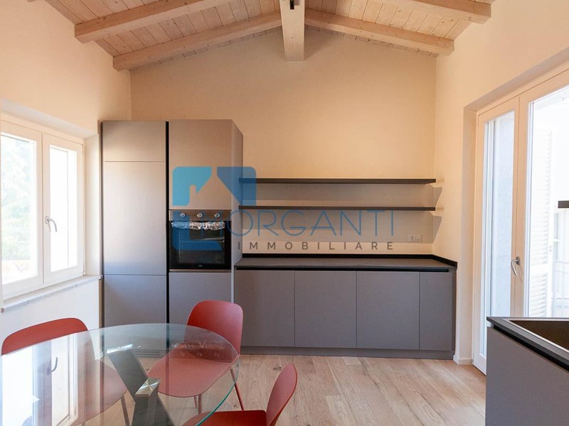 Trilocale in Vendita a Pietrasanta, 600'000€, 80 m², arredato