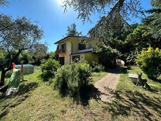 Casa Indipendente in Vendita a Fosdinovo, 200'000€, 150 m²