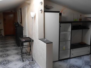 Attico in Vendita a Livorno, 80'000&euro;, 85 m²