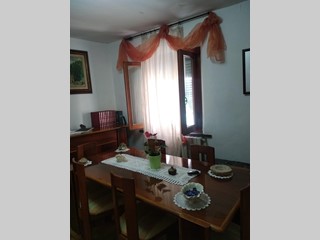 Casa Indipendente in Vendita a Montopoli in Val d'Arno, zona Marti, 89'000€, 90 m², con Box