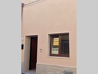 Quadrilocale in Vendita a Guagnano, zona Via Pigno 17, 65'000€, 100 m²