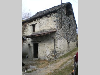 Casale in Vendita a Domodossola, 25'000€, 60 m²