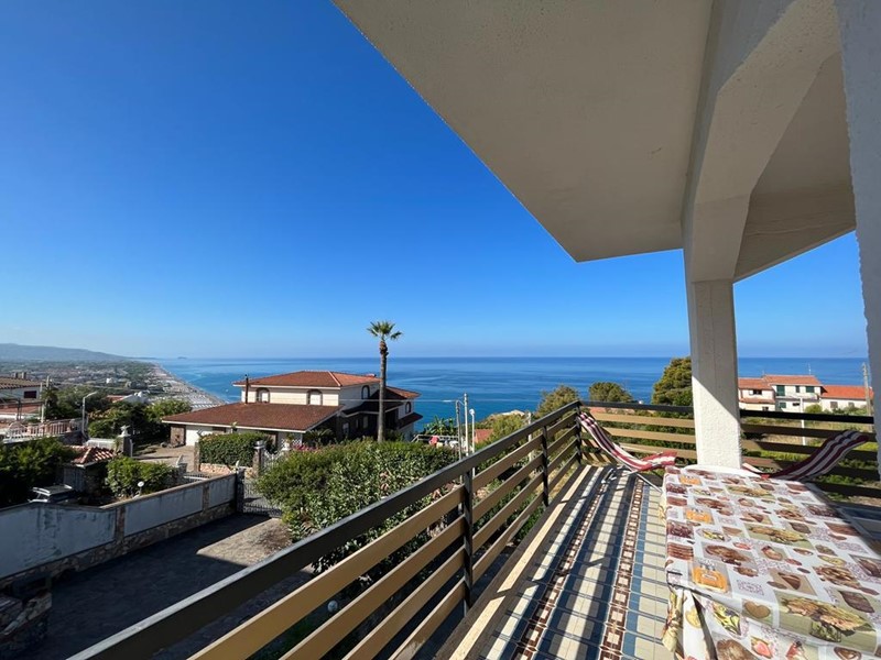 Quadrilocale in Vendita a Scalea, 139'000€, 100 m²