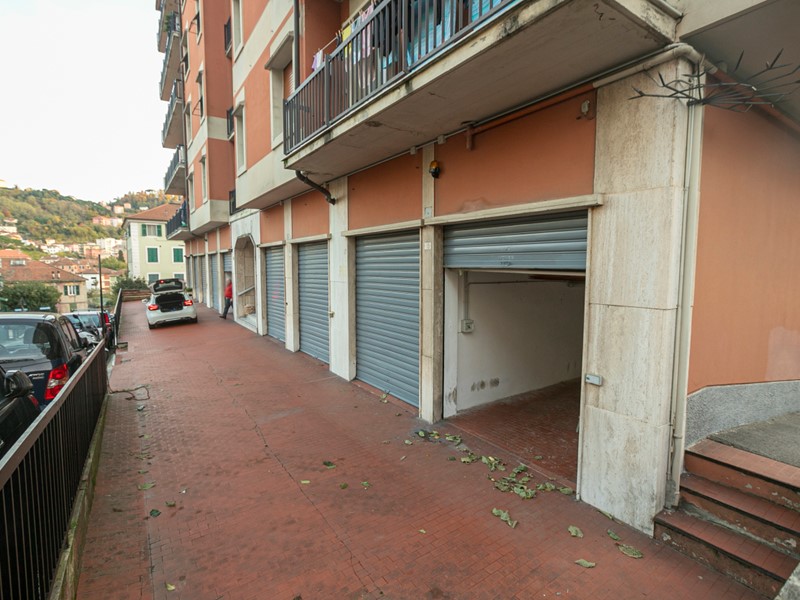 Box in Vendita a Genova, zona Pontedecimo, 29'000€, 19 m²