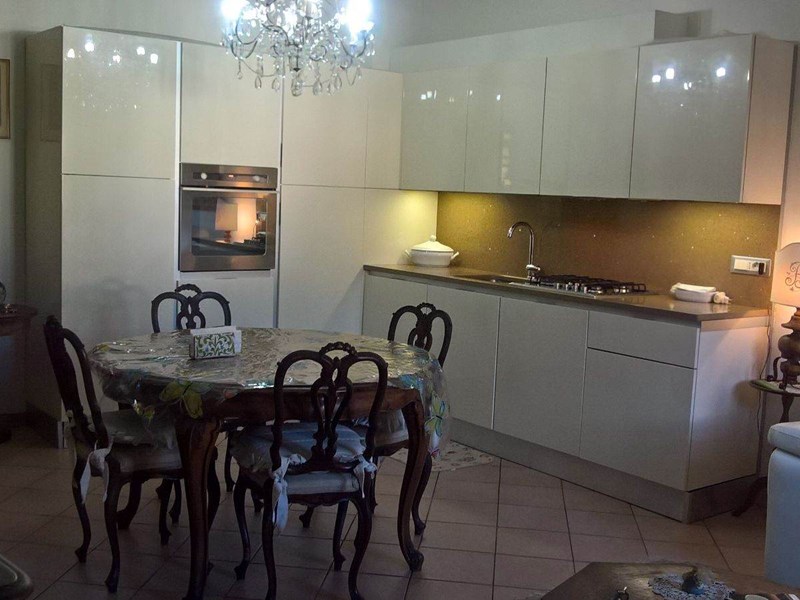 Casa Indipendente in Vendita a Monsummano Terme, zona Grotta Parlanti , 160'000€, 72 m²