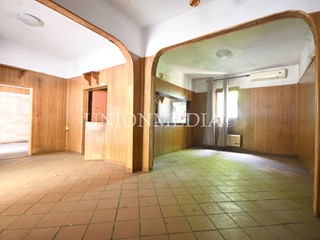 Capannone in Vendita a Arcola, 90'000€, 70 m²