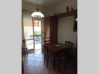 Appartamento in Affitto a Livorno, zona Stazione-sorgenti, 1'000€, 110 m², arredato