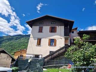 Trilocale in Vendita a Edolo, 110'000€, 63 m²