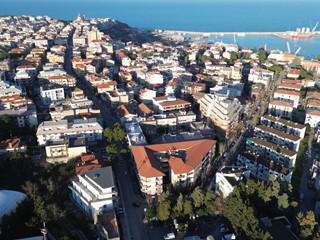 Bilocale in Vendita a Ortona, 93'000€, 110 m²