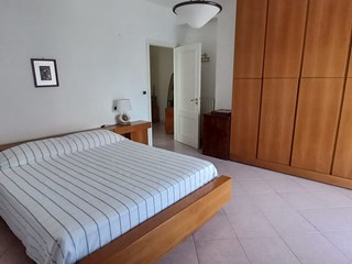 Quadrilocale in Vendita a Cariati, 85'000€, 140 m², arredato, con Box