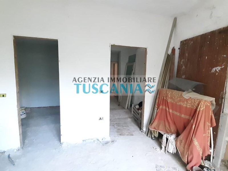 Appartamento in Vendita a Rosignano Marittimo, zona Castiglioncello, 215'000&euro;, 135 m²