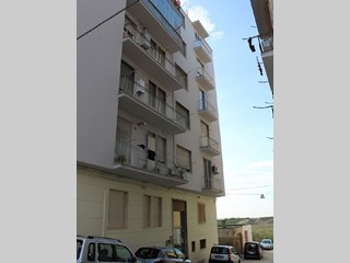 Quadrilocale in Vendita a Canosa di Puglia, 59'000€, 95 m²