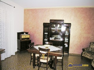 Casa Indipendente in Vendita a Pachino, 260 m²