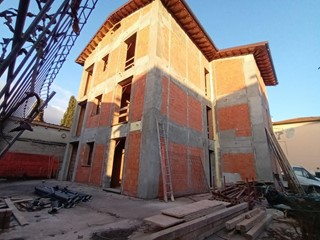 Appartamento in Vendita a Capannori, zona Segromigno In Monte, 200'000€, 100 m²