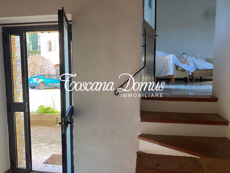 Quadrilocale in Vendita a Monteriggioni, zona Uopini, 220'000€, 85 m², arredato