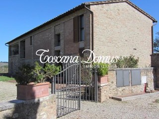 Villa in Vendita a Siena, 740'000€, 290 m², arredato