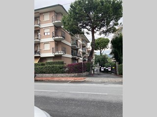 Appartamento in Affitto a Bordighera, arredato